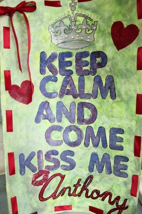 keep calm and come kiss me