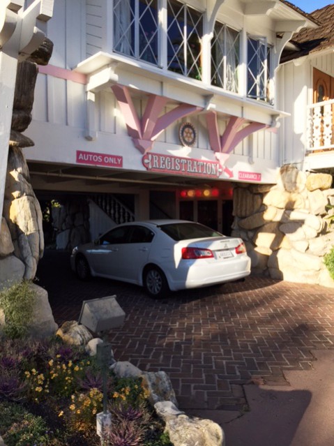 aluminum parking signs madonna inn